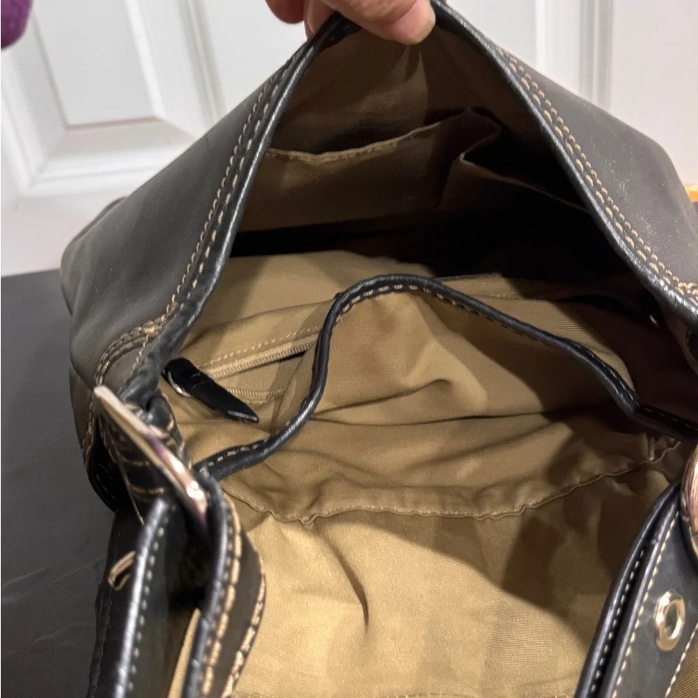 Coach Black bleaker Leather Crossbody /shoulder Bag with gold tone hardware